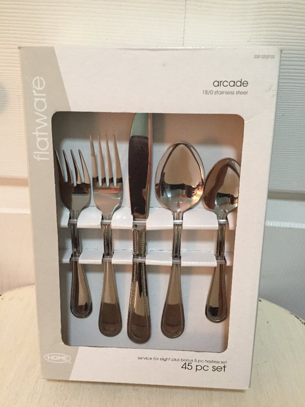 Lot of 29 Gibson Stainless Silverware Flatware Arcade Beaded Spoons Forks Knives